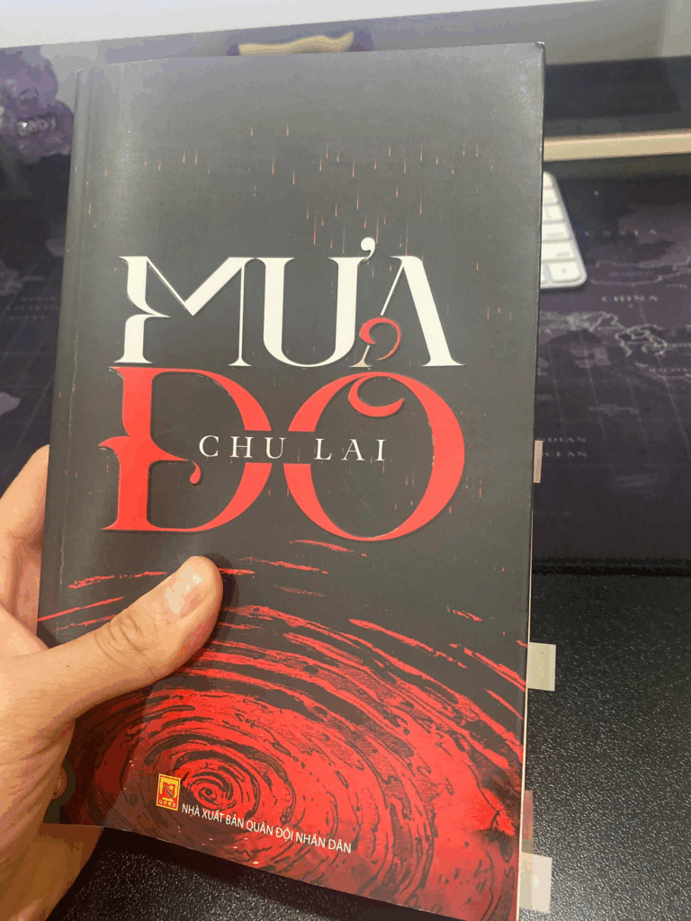 Mưa đỏ - Lịch sử không chỉ là con số, mà là con người